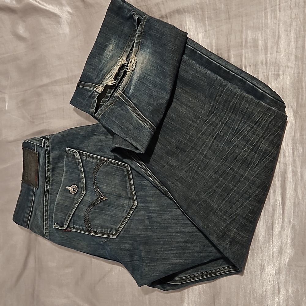 Size 36x32 Levis bootcut